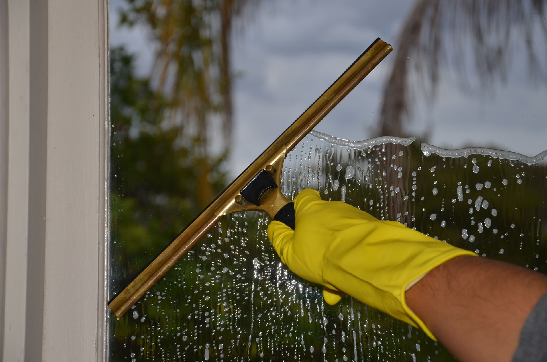 Window Cleaning in Seattle, WA — Cleaning From The Heart LLC